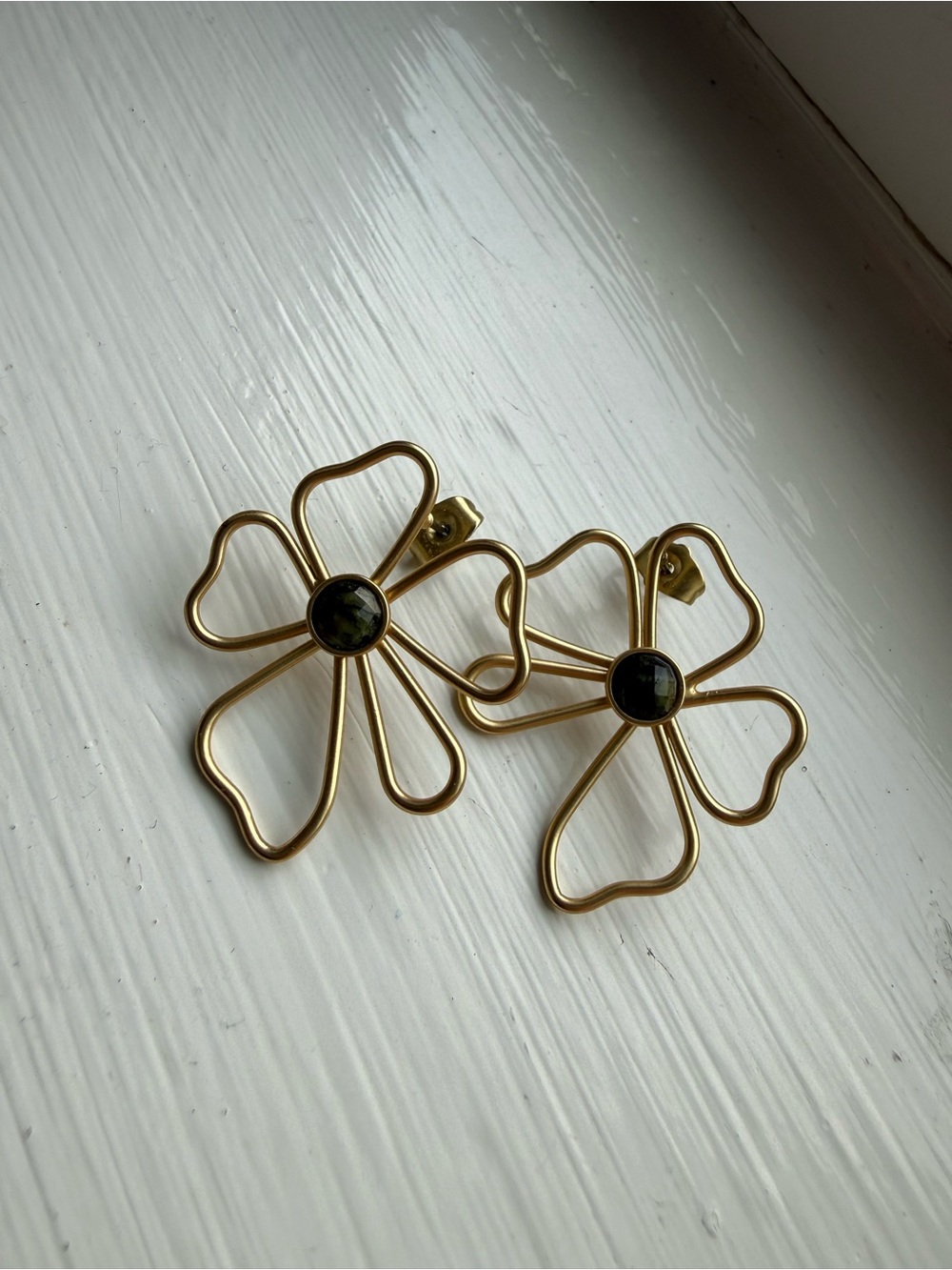 Gold Floral Wire-Frame Earrings with Green Center Stone